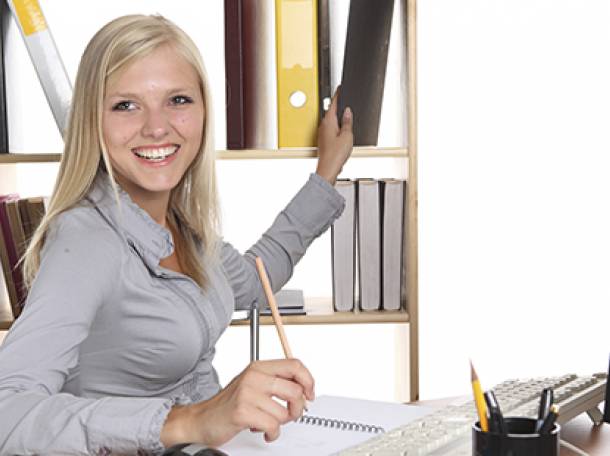 Сотрудник с обязанностями менеджера по персоналу, фотография 1