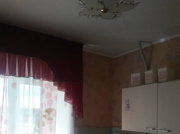 Продам 2 х комнатную квартиру на втором, 19 микрорайон, фотография 1