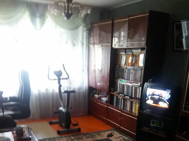 Продам 2 х комнатную квартиру на втором, 19 микрорайон, фотография 3