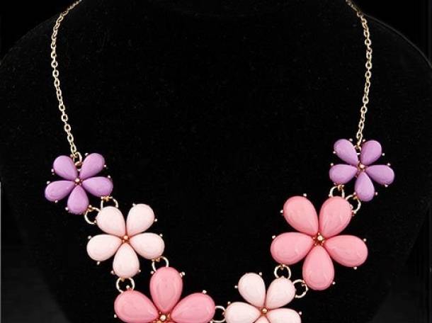 Бижутерия, фотография 1