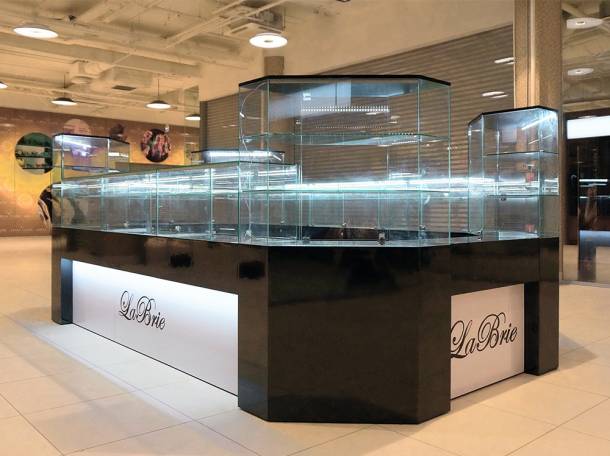 Торговое оборудование витрины в алматы, фотография 1