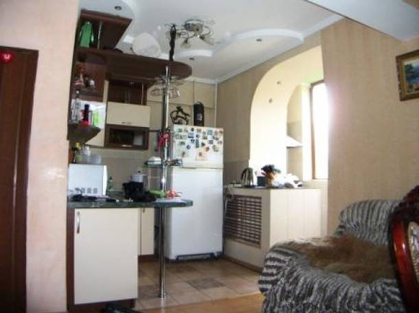 Продам квартиру 3-комнатную в Алматы, Алмалинский р-н , фотография 3