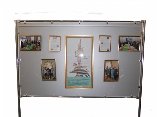 Уличные стенды, фотография 2