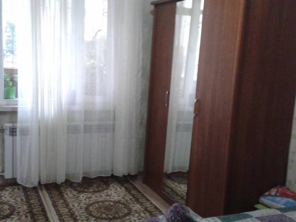 Продам двухкомнатную квартиру, Микрорайон кок жиек, фотография 1