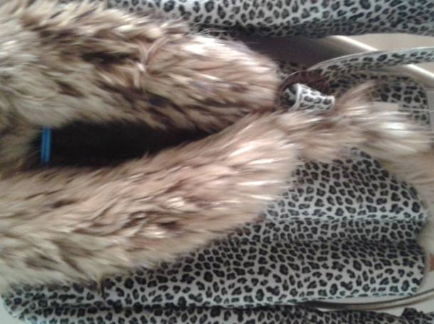 Продам куртку зимнюю окрас под леопард, фотография 1