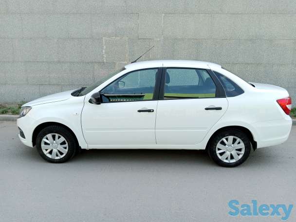 Продам автомобиль Лада Гранта, фотография 1