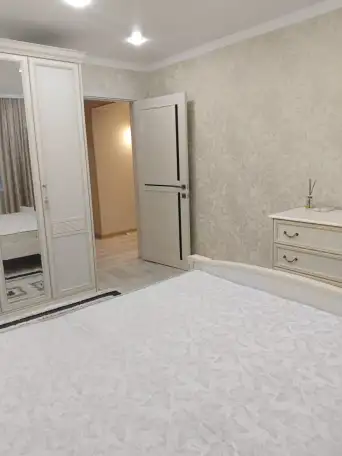 срочно продам 3-х комнатную квартиру с хорошим ремонтом, фотография 3