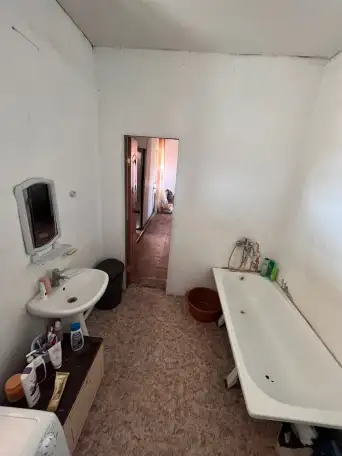 Продается 4х комнатный жилой дом, 20 минут езды от города, теплый, водопровод и газ будут подключены в 2026 году ведутся, фотография 4