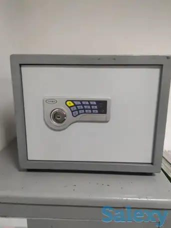 Сейф, фотография 1