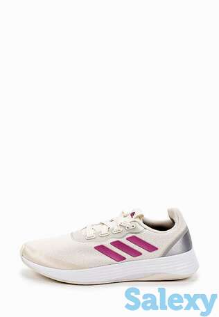 Кроссовки adidas, фотография 1