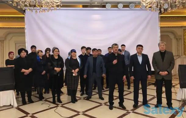 Ведущие, режиссёры, сценаристы, дикторы на казахском русском языках на Еске алу поминки, проектор большой 6 м. экран, фотография 3