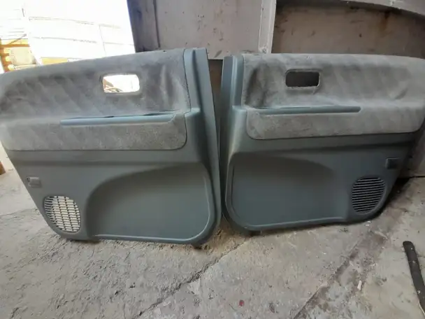 Подголовники на 3 ряд от Хонды Одиссей 1997, фотография 7