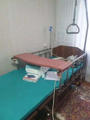 Многофункциональная механическая кровать для инвалидов, фотография 9