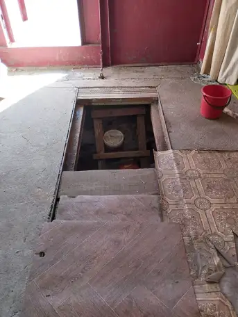 продам капитальный гараж в 3 уровнях, ул Бажова 534/2, фотография 3