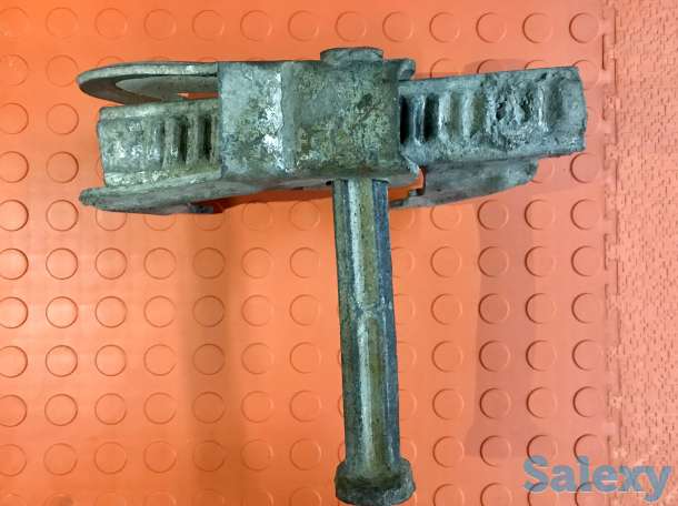 Универсальный замок для крупнощитовой опалубки пилосио, трио, крокодил, фотография 6