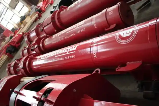 Сваебойные дизель-молоты: штанговые, трубчатые, гидравлические, фотография 1