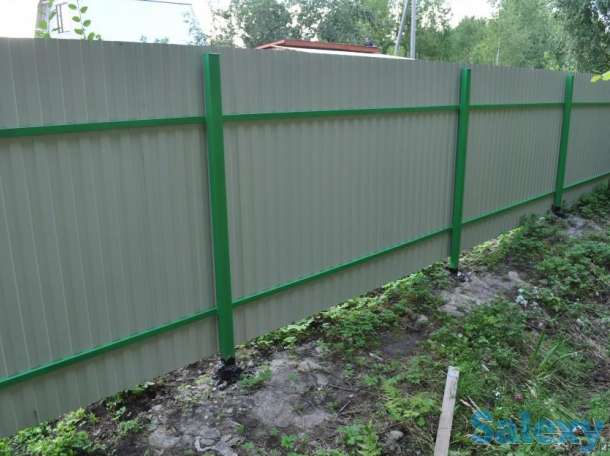 Монтаж забора из проф. листа., фотография 3