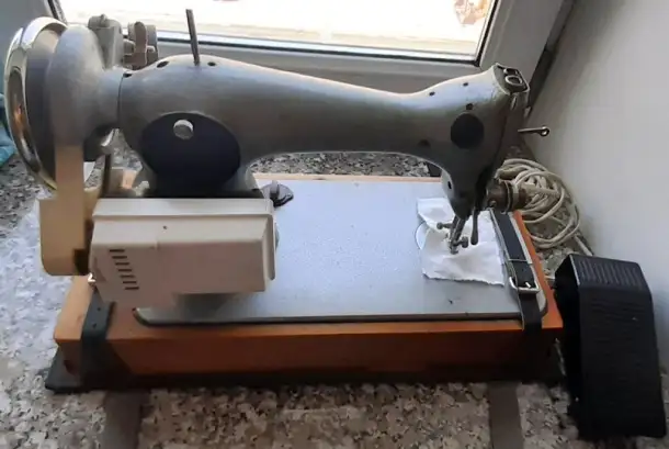 Швейная машинка Чайка, фотография 1