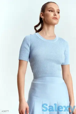 Голубая футболка из трикотажа, фотография 1