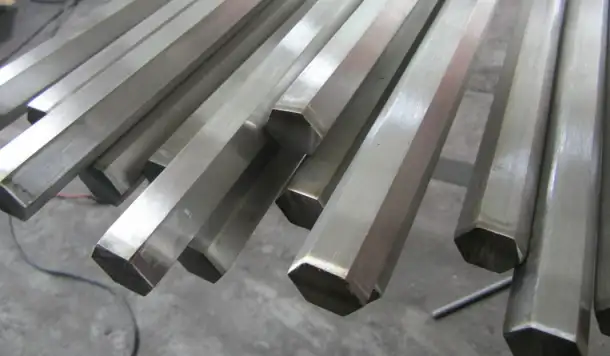 Алюминиевый шестигранник, Марка: Д16Т; АМг6; Д16..., Размер: 7-90 мм, Способ произ-ва: прессованный, фотография 1