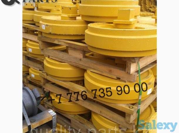 Компоненты ходовой части экскаватора Hyundai R220LC, фотография 1