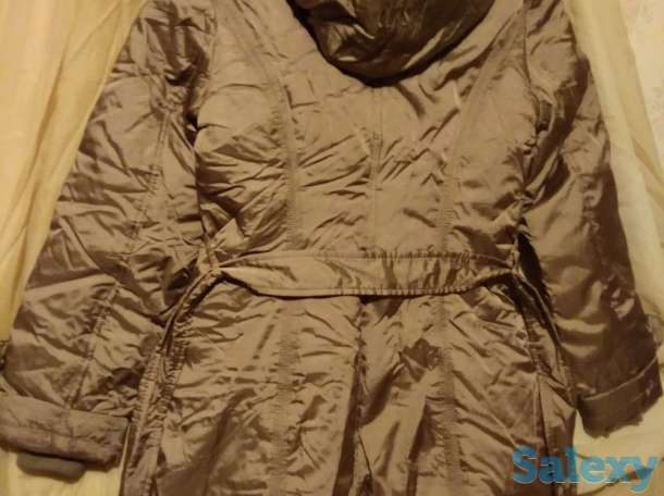 Легкий зимний пуховик с меховым воротником, фотография 2