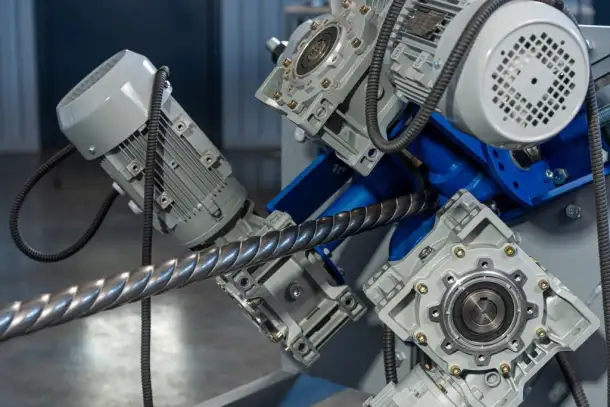 Прокатно-формовочные станки ПРОФИ-ВТ  для изготовления витой трубы с тремя гранями крученой формы, фотография 6