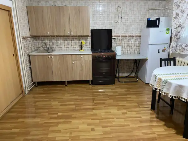 Двушка в самом центре Алматы недорого срочно, 68 кв.м., фотография 3