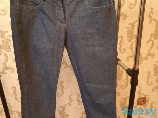 Джинсы классические и модные, синие и красные, с вышивкой и короткие, фотография 5