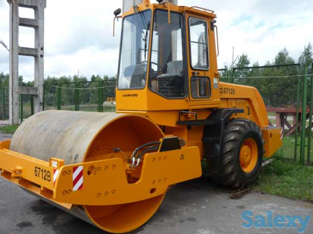 Каток грунтовый вибрационный самоходный Амкодор 6712В, фотография 4