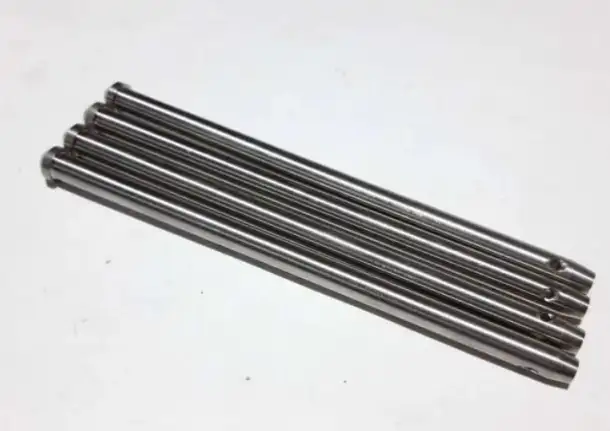 Нержавейка штифты суппорта Land Cruiser 200, фотография 1