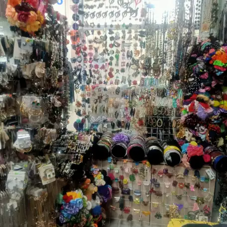 Женская одежда больших размеров и маленьких размеров бижутерия. г. Актау. Тц Олжа блок В бутик 13., фотография 4