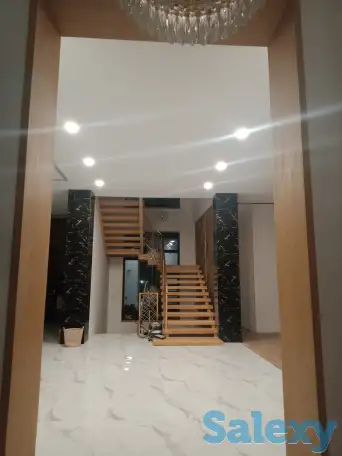 Лестницы, двери , мебель, фотография 3