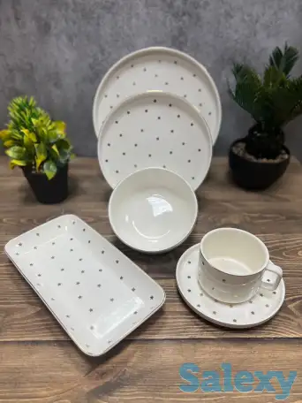 Белый столовый сервиз со звёздочками Vassila, фотография 2