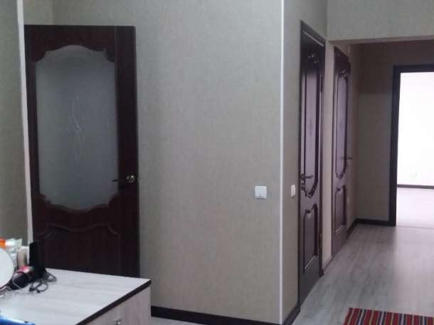 2-комнатная квартира, 2-я Карьерная улица — Тлендиева, фотография 2