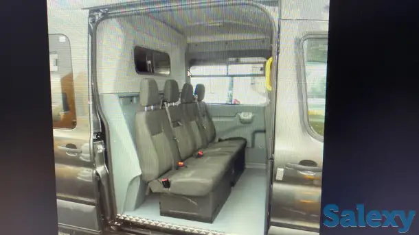Пластиковый интерьер перегородки Ford Transit 2014+, фотография 1