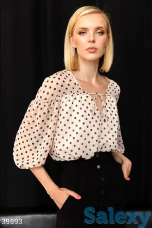 Пудровая блуза в горох, фотография 1