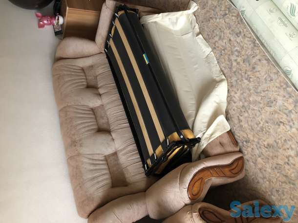 Продаю диван и кресло, бежевый цвет, диван раскладывается, фотография 2