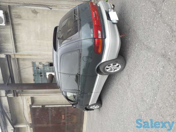 Автомобиль тойота естима Toyota Estima, фотография 7