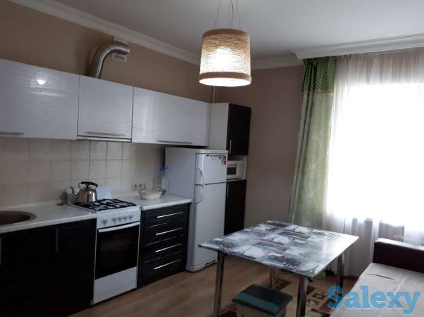 2ком. посуточно на Бараева, фотография 1