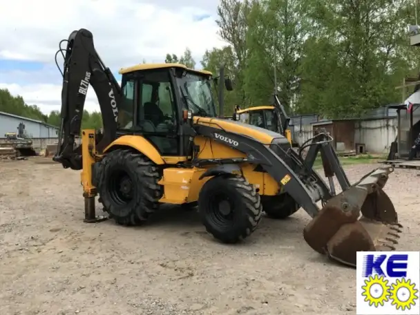 15139170 Стекло лобовое нижнее правое закаленное Volvo BL61, 71, фотография 1