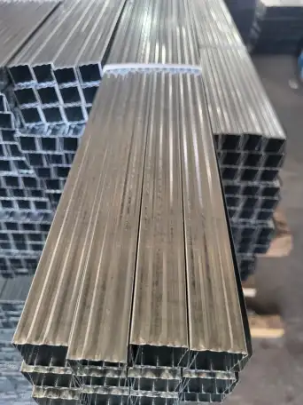 Профиль потолочный, фотография 3