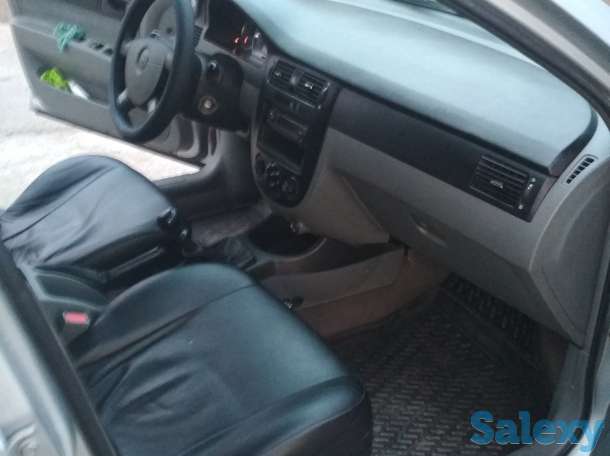 Продаю отличный автомобиль, фотография 4