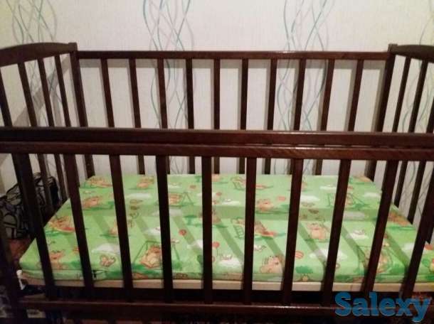 Продам детскую кроватку с матрасиком, фотография 4