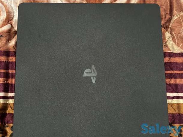 Продам игровую приставку SONY PlayStation 4, фотография 2