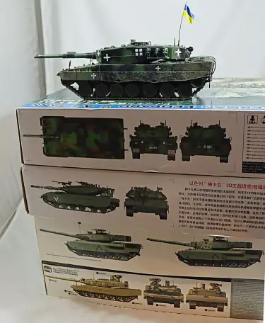 Модели танков Леопард 2А4 и Меркава 3Д от Хобби Босс 135, фотография 5