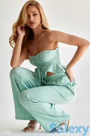 Мятный топ с воланом, фотография 1