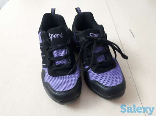 Спортивная обувь (кроссовка), фотография 1