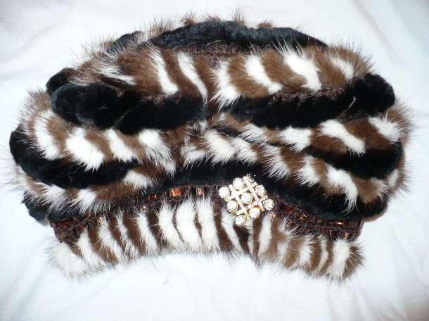 Шуба норковая, берет норковый, сумочка с норковой отделкой, фотография 4