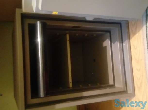 Огнестойкий сейф, фотография 1